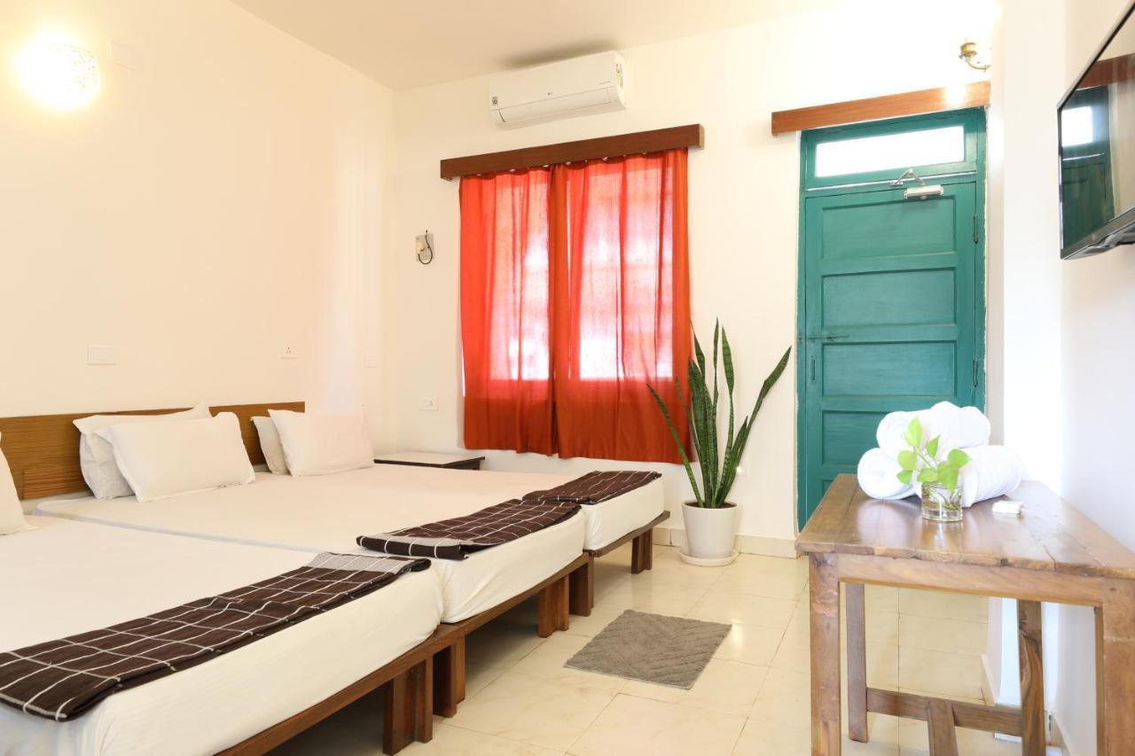 Teles Westend Hotel Marmagao Экстерьер фото